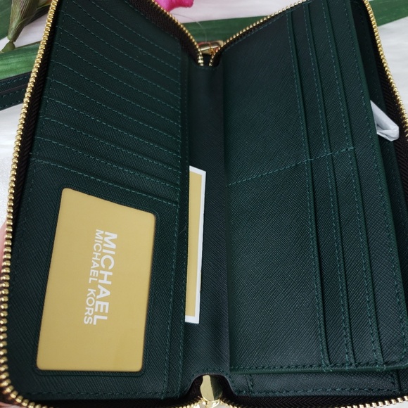 🌺NWT Michael Kors LG Travel continental Wallet MK - Picture 6 of 8